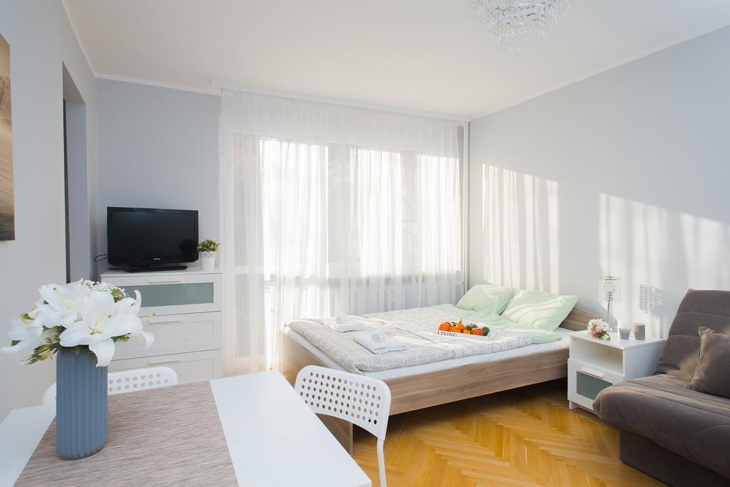 Shortstaypoland Bonifraterska ワルシャワ エクステリア 写真
